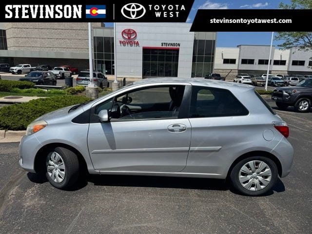 2012 Toyota Yaris L 3-Door Liftback AT's photo