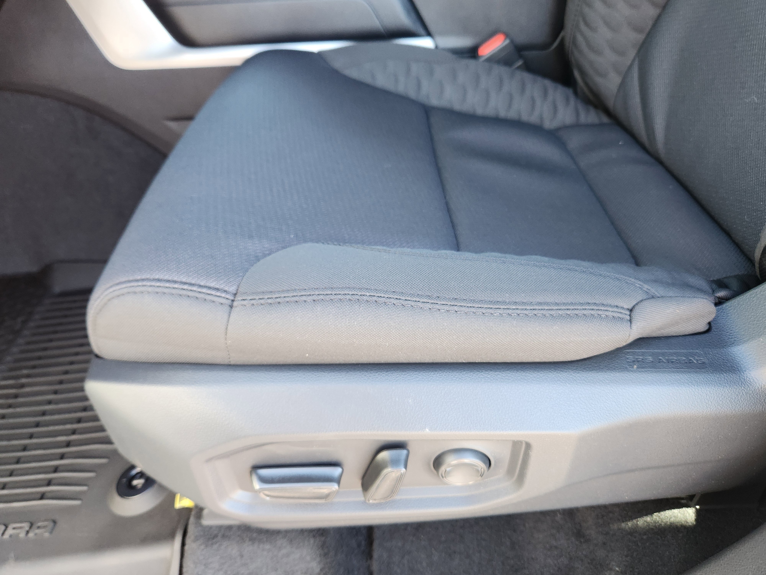 2026 Toyota Tundra SR5 - Photo 22