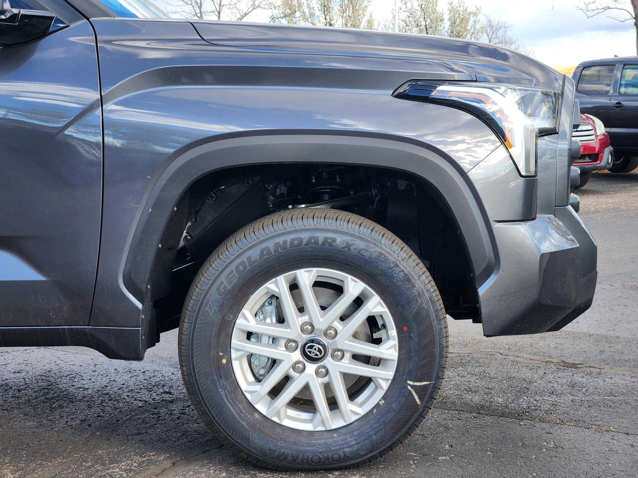 2026 Toyota Tundra SR5 - Photo 8