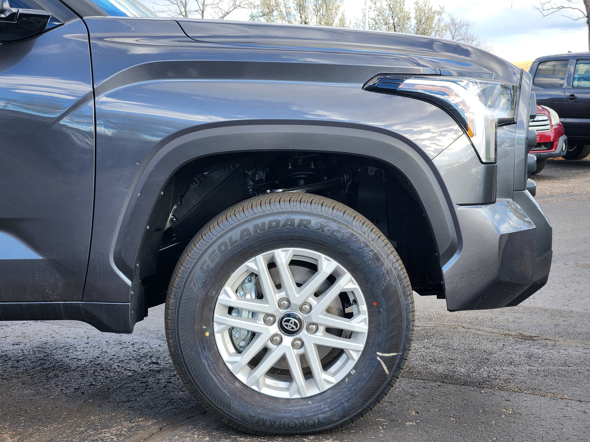 2026 Toyota Tundra SR5 - Photo 8