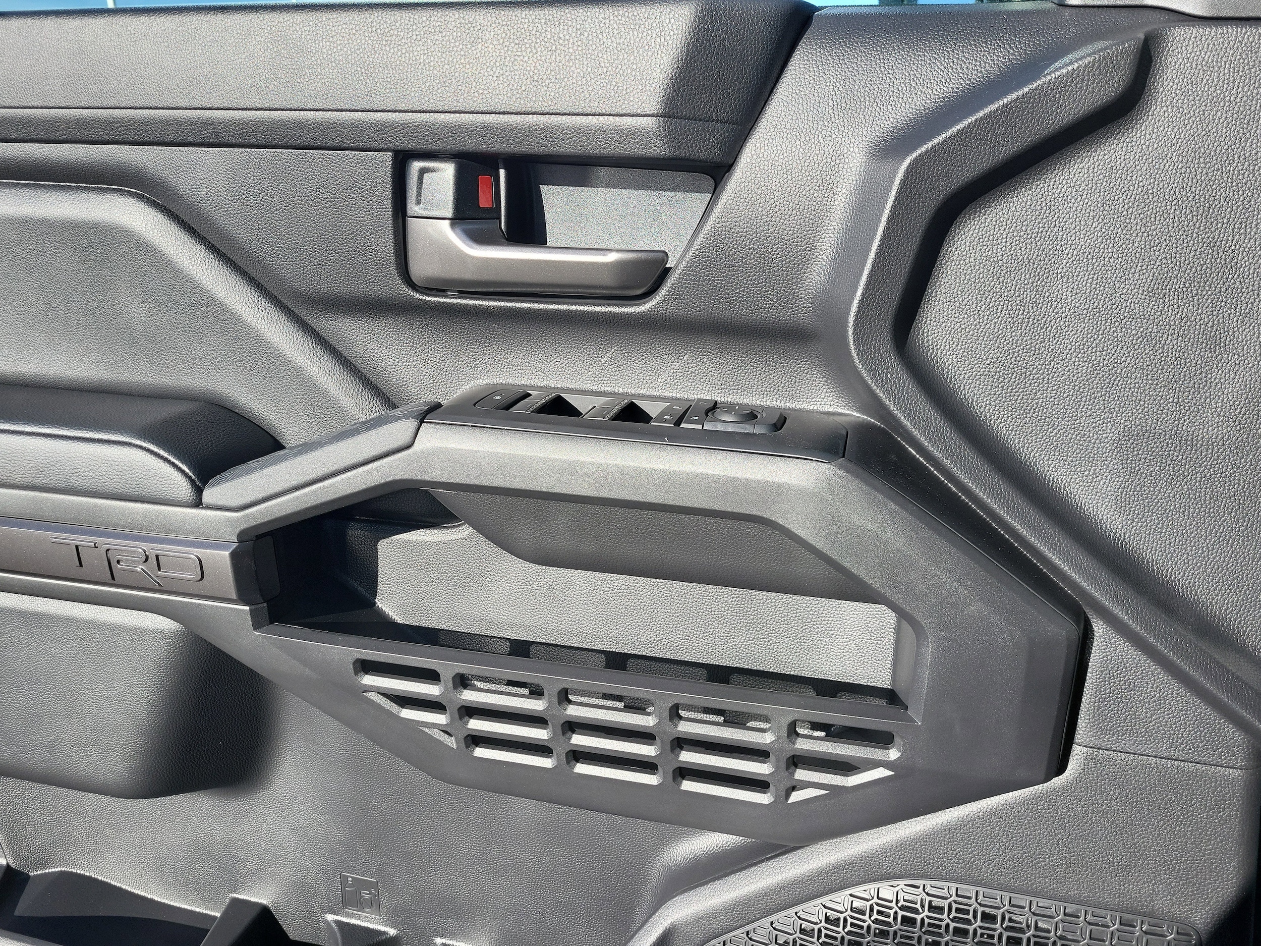 2026 Toyota Tacoma TRD Off Road - Photo 18