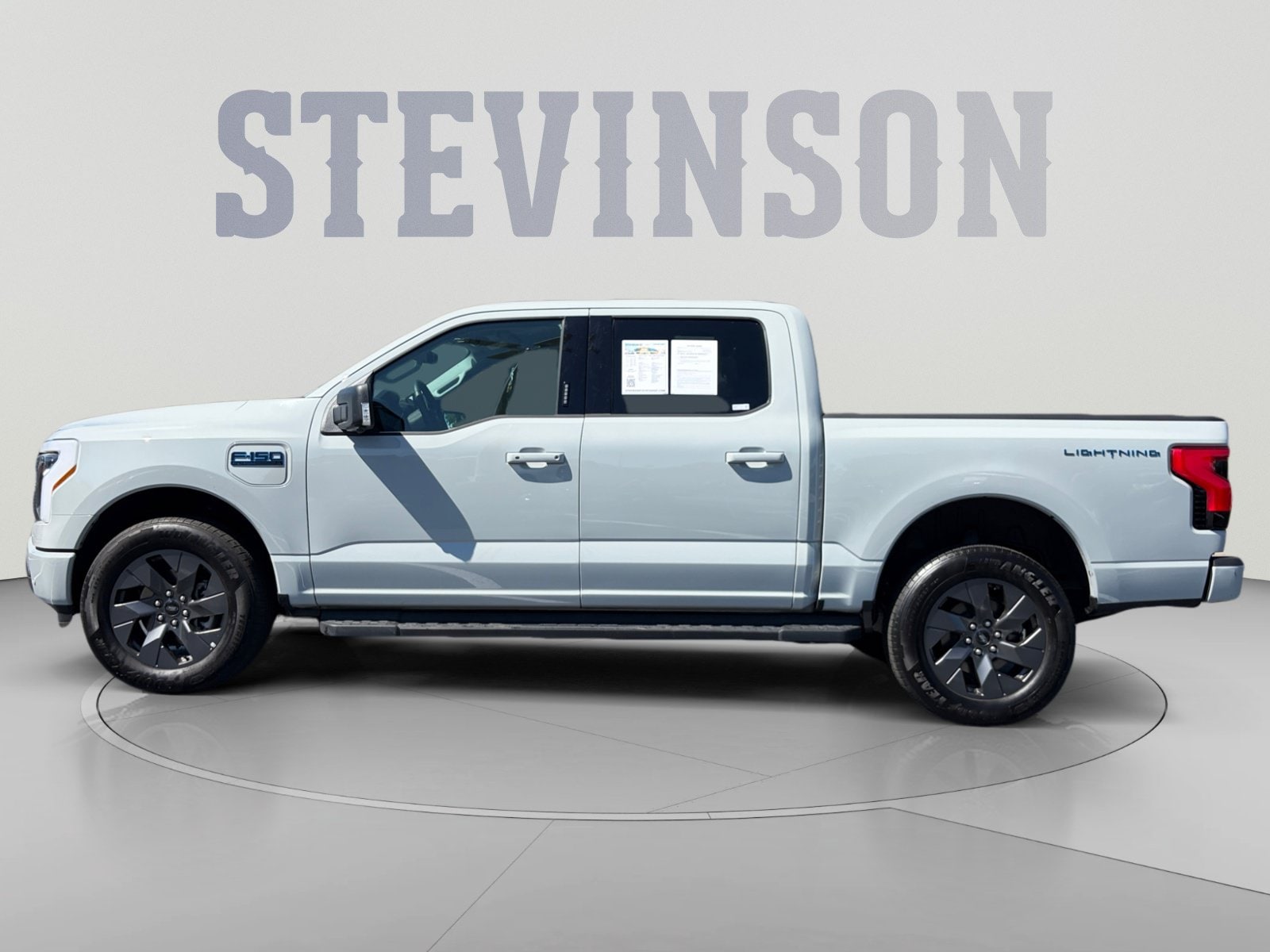 Used 2024 Ford F-150 Lightning Flash with VIN 1FT6W3L70RWG27374 for sale in Lakewood, CO