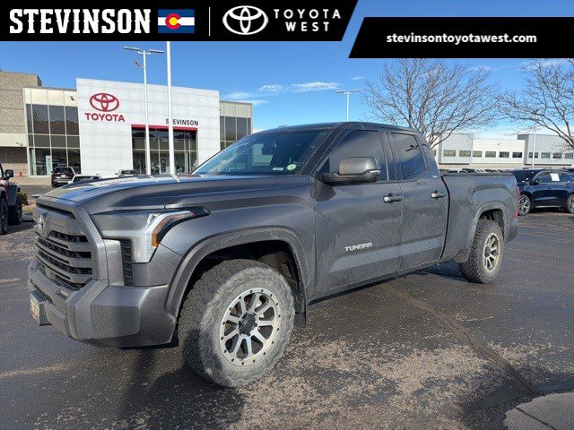 2022 Toyota Tundra SR5's photo