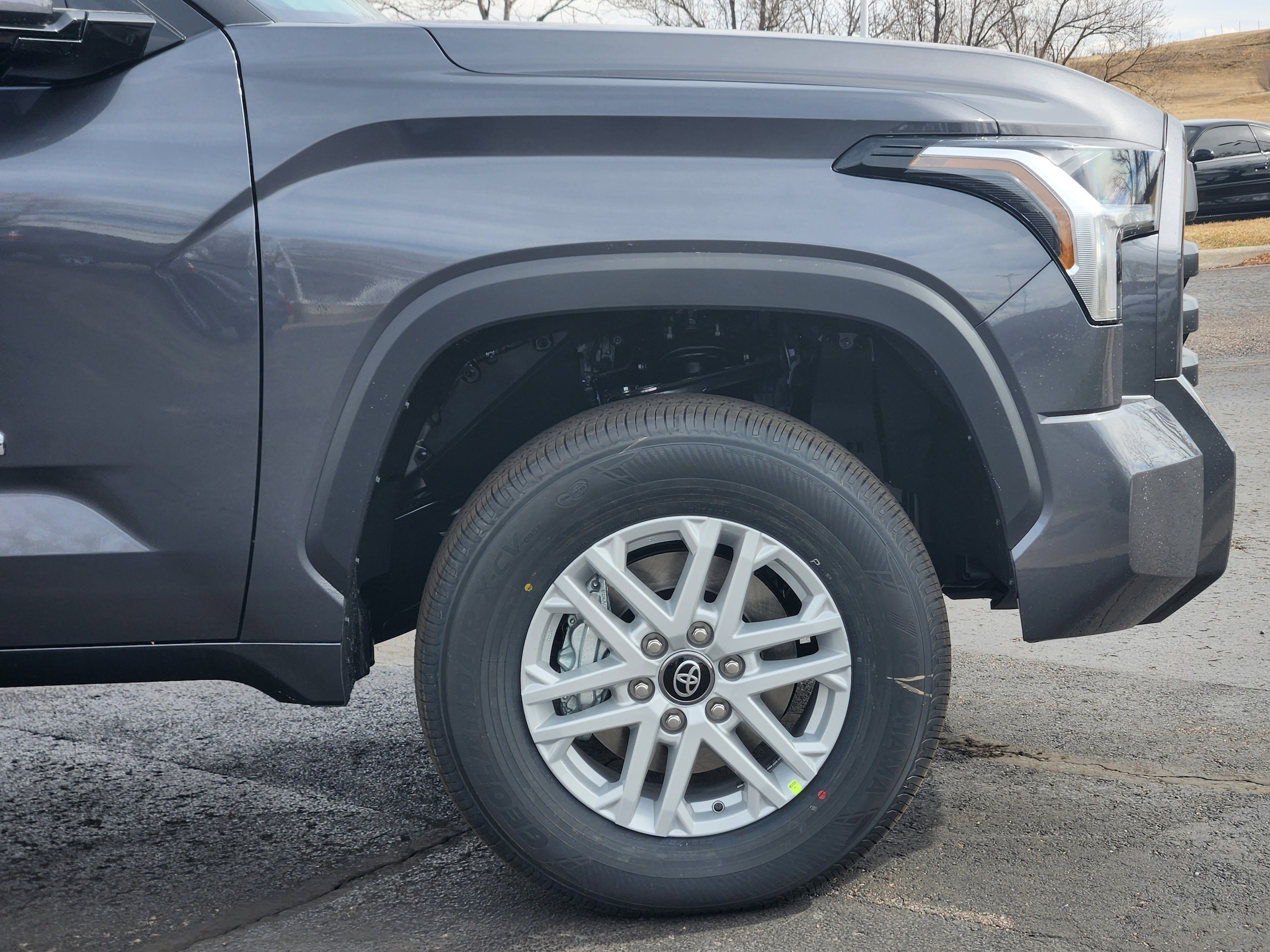 2026 Toyota Tundra SR5 - Photo 8