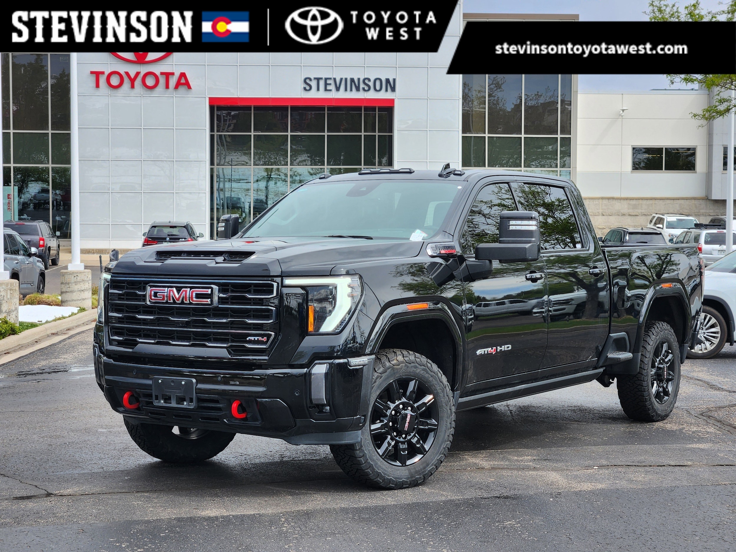 2024 GMC Sierra 4WD Crew Cab Standard Box AT4's photo