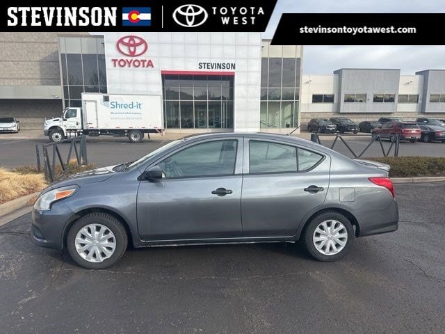 2017 Nissan Versa Sedan S Plus