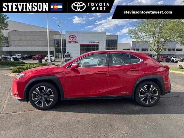 2021 Lexus UX 300h 250h LUXURY AWD's photo