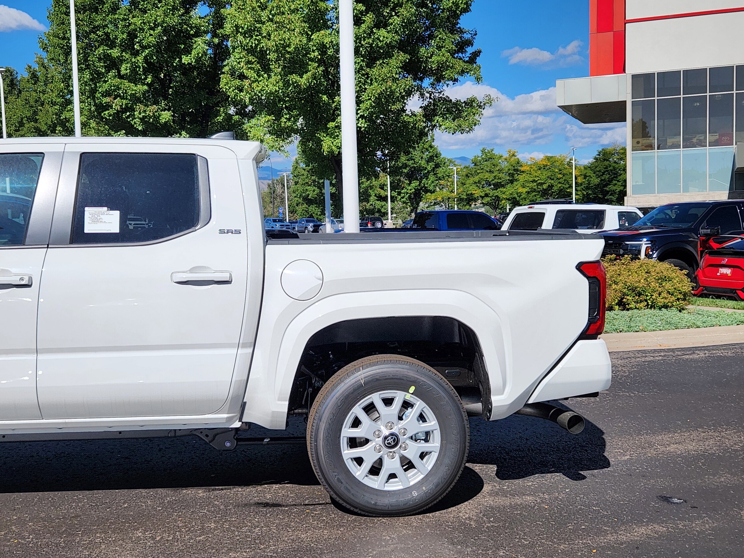2025 Toyota Tacoma SR5 Double Cab photo 3