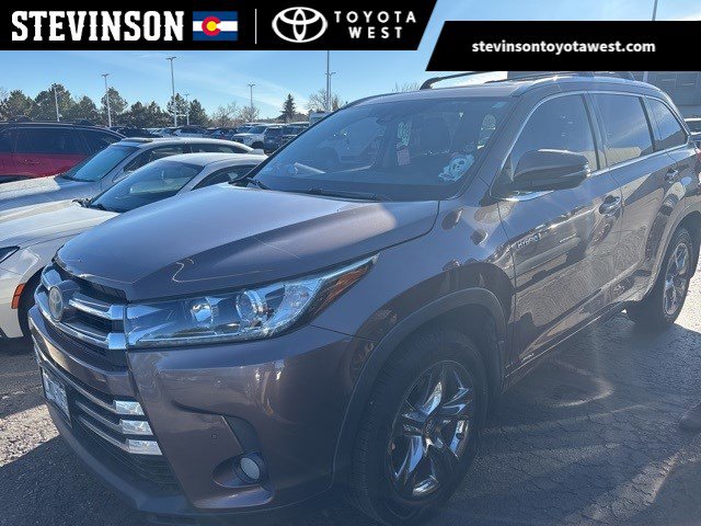 2017 Toyota Highlander Limited Platinum's photo