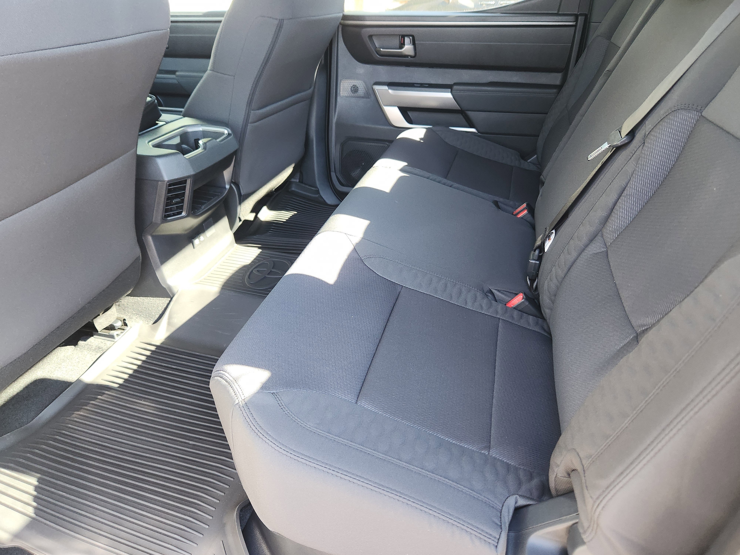 2026 Toyota Tundra SR5 - Photo 24