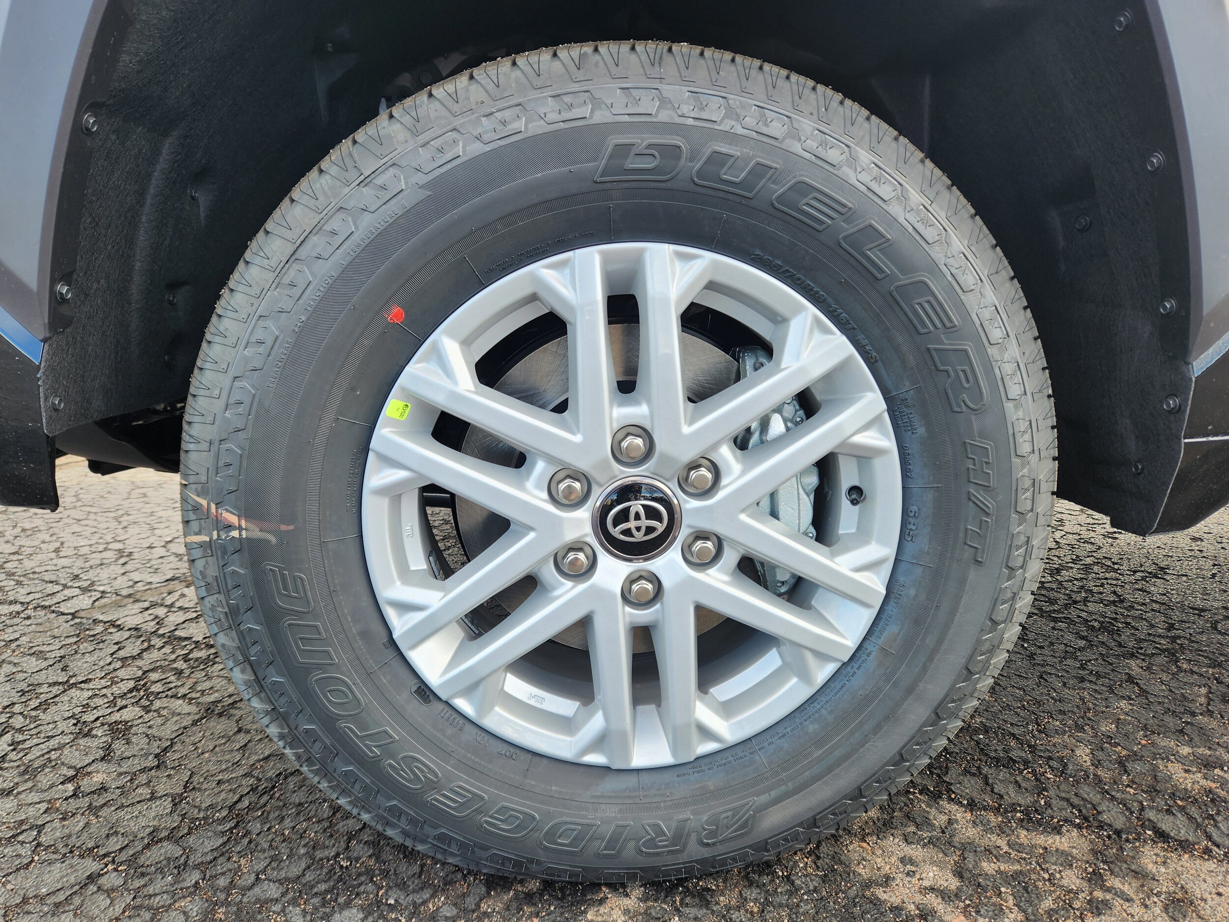 2026 Toyota Tundra SR5 - Photo 14