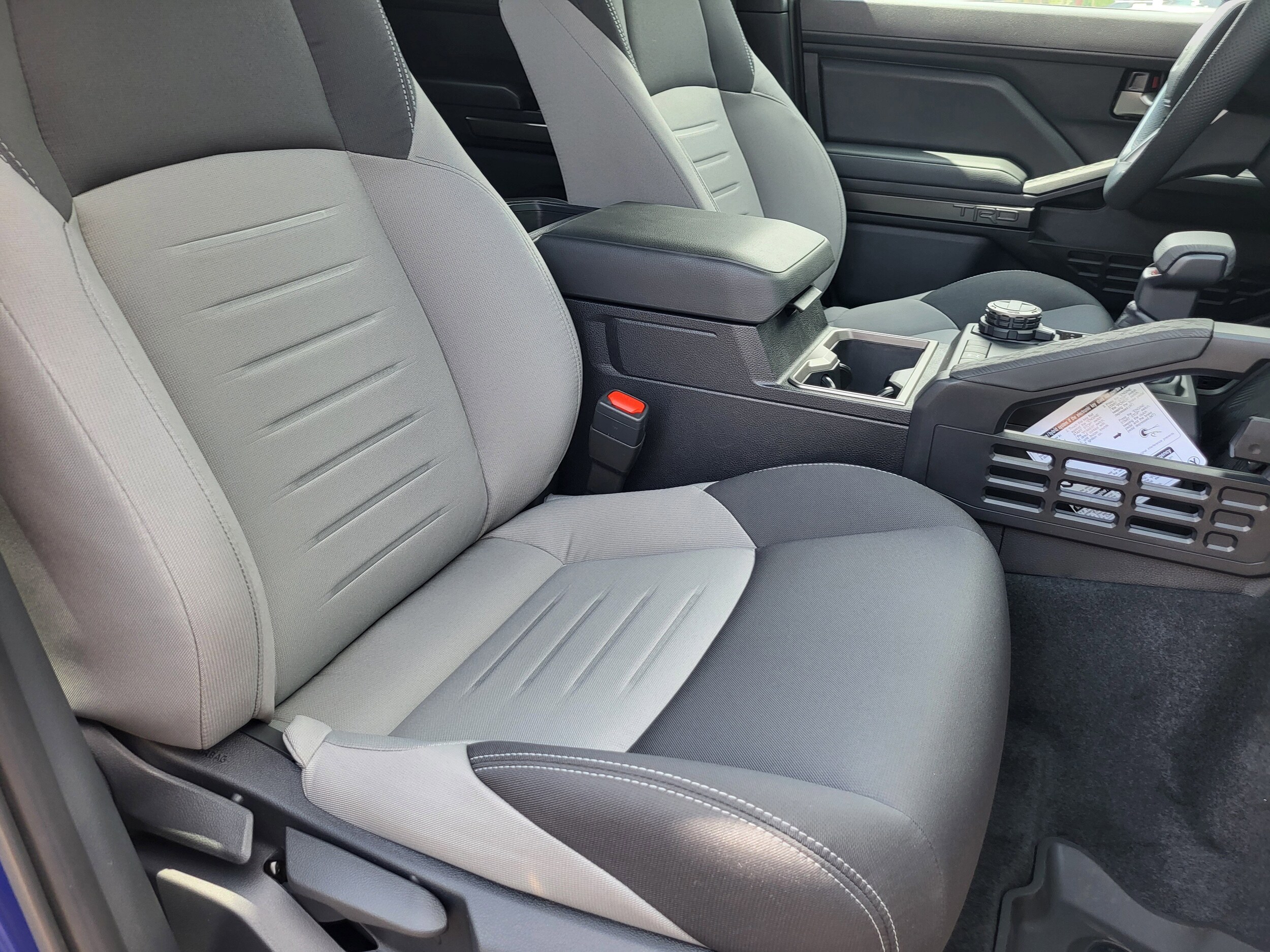 2025 Toyota Tacoma TRD Off Road - Photo 28