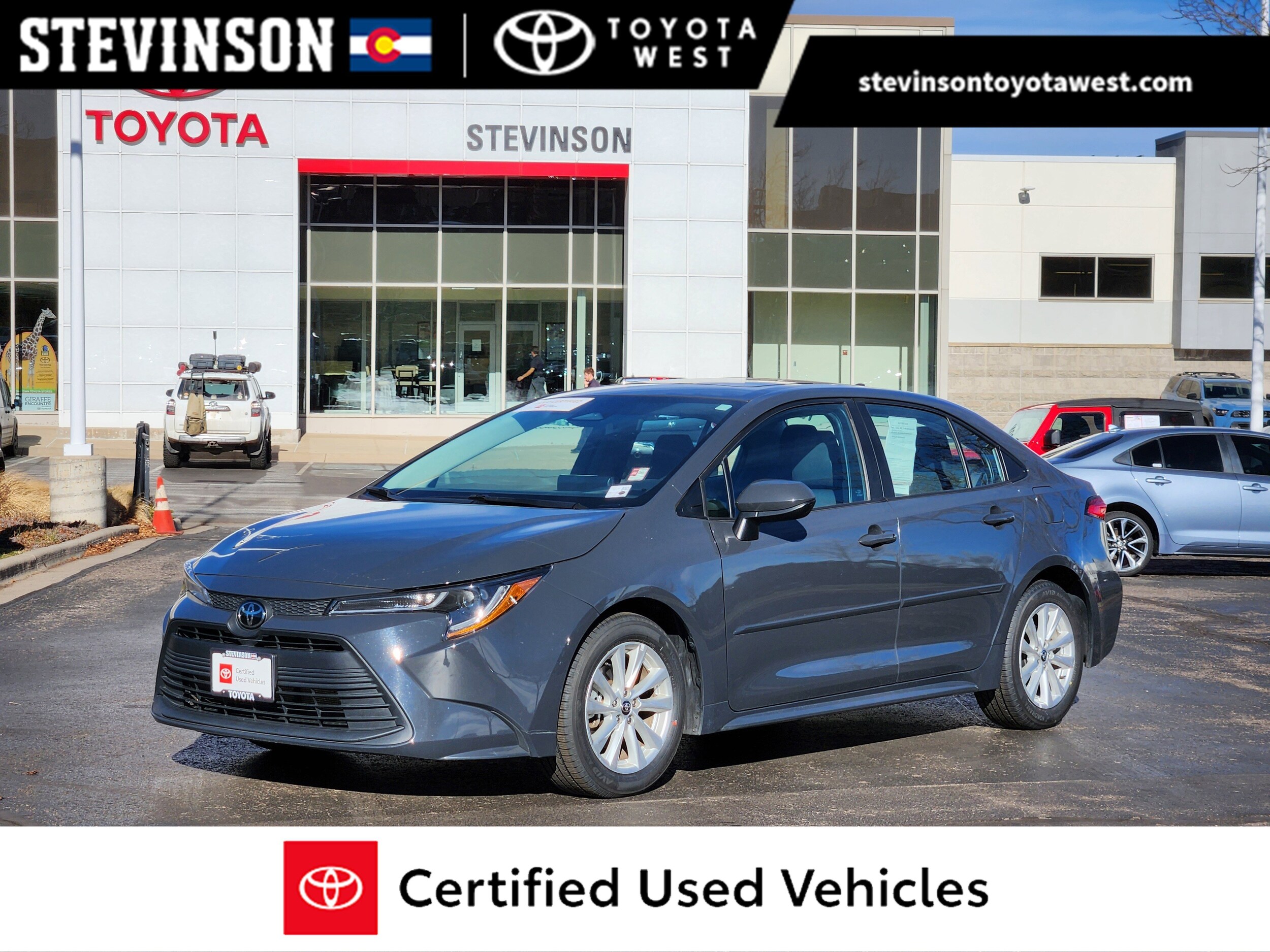 2023 Toyota Corolla LE's photo