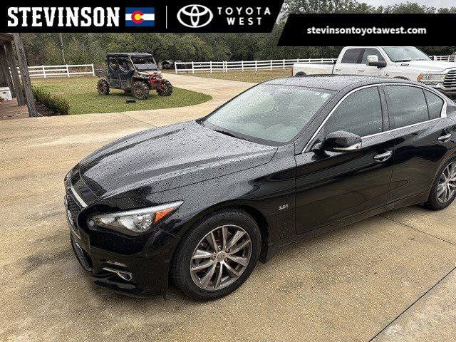 2017 INFINITI Q50 Premium's photo