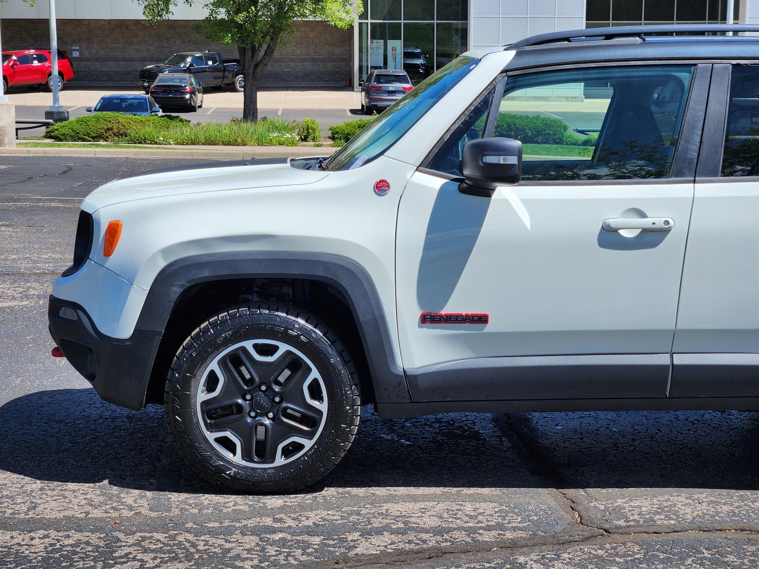 Used 2017 Jeep Renegade Trailhawk with VIN ZACCJBCB7HPG16092 for sale in Lakewood, CO
