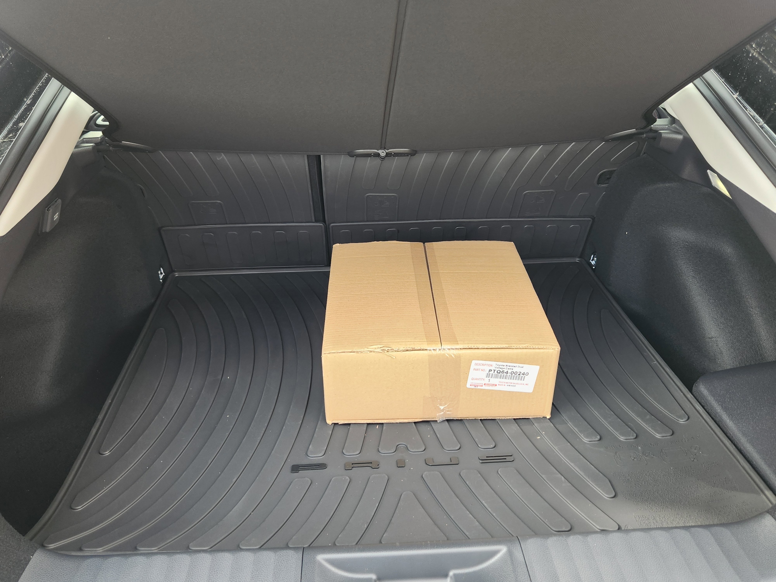 2026 Toyota Prius Plug-in Hybrid SE - Photo 22
