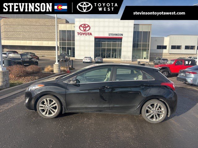 2016 Hyundai Elantra GT Base's photo