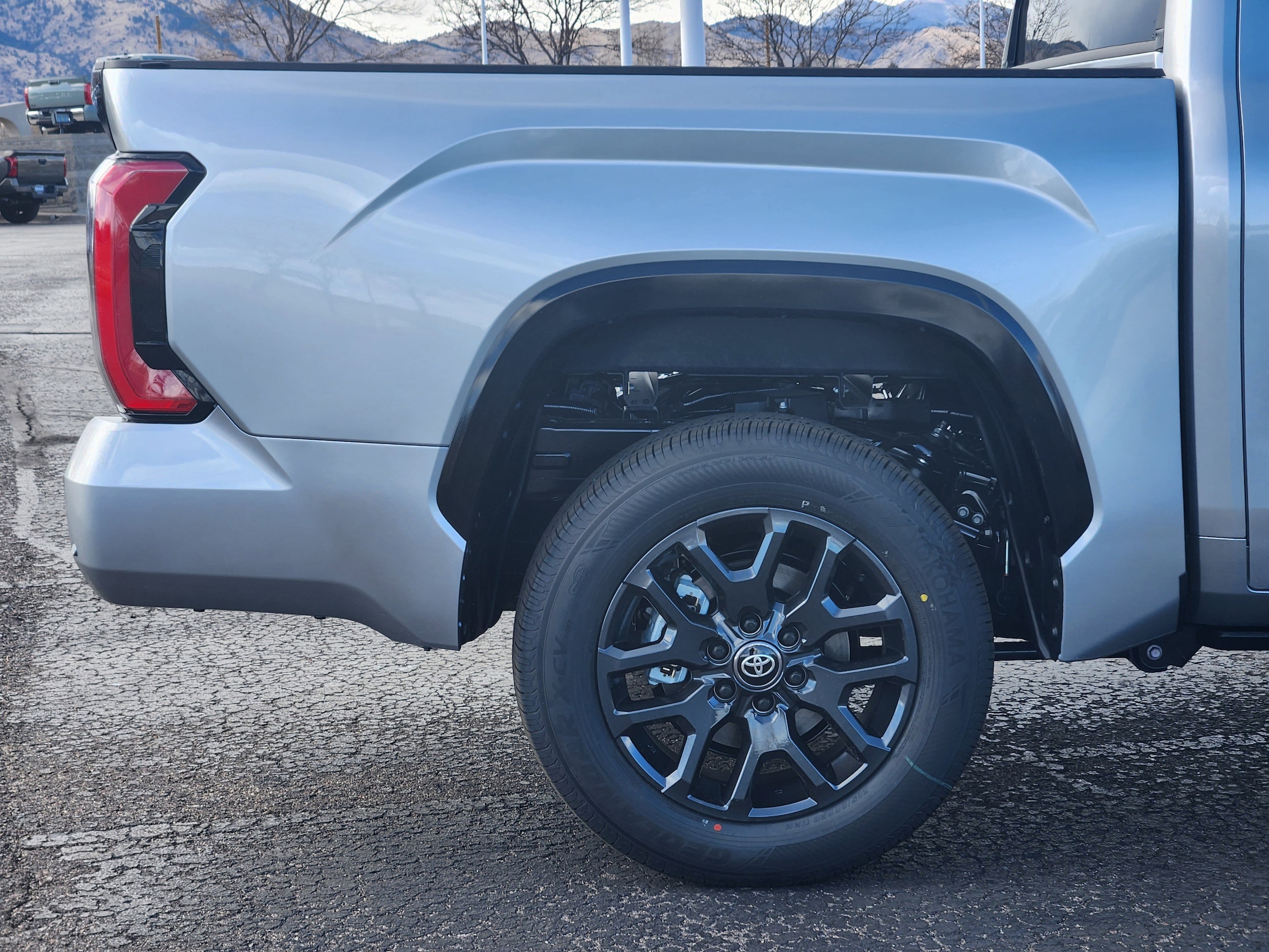 2026 Toyota Tundra Platinum - Photo 6