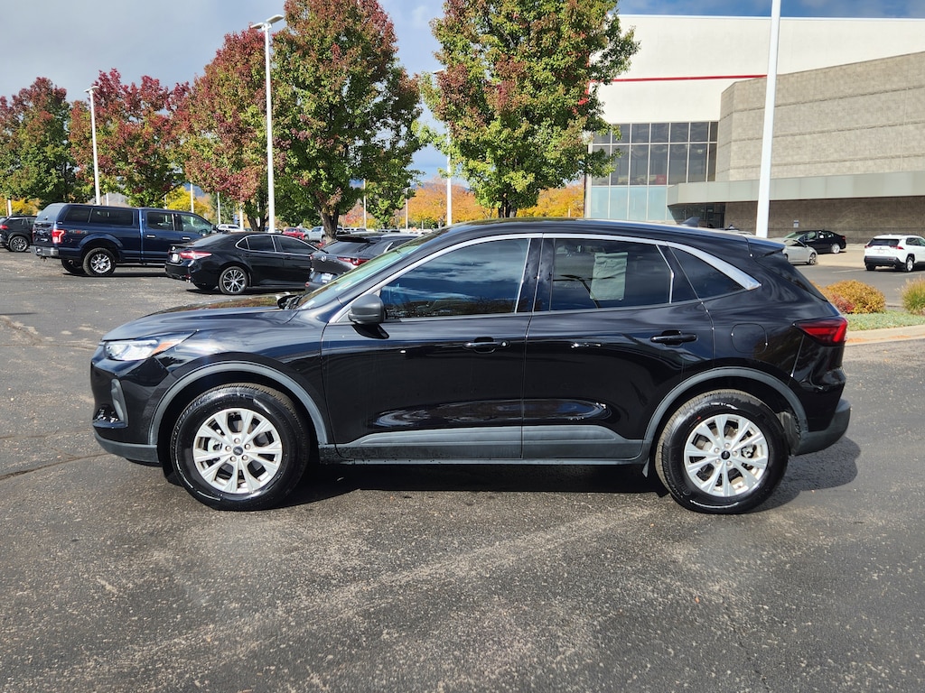 Used 2024 Ford Escape Active SUV