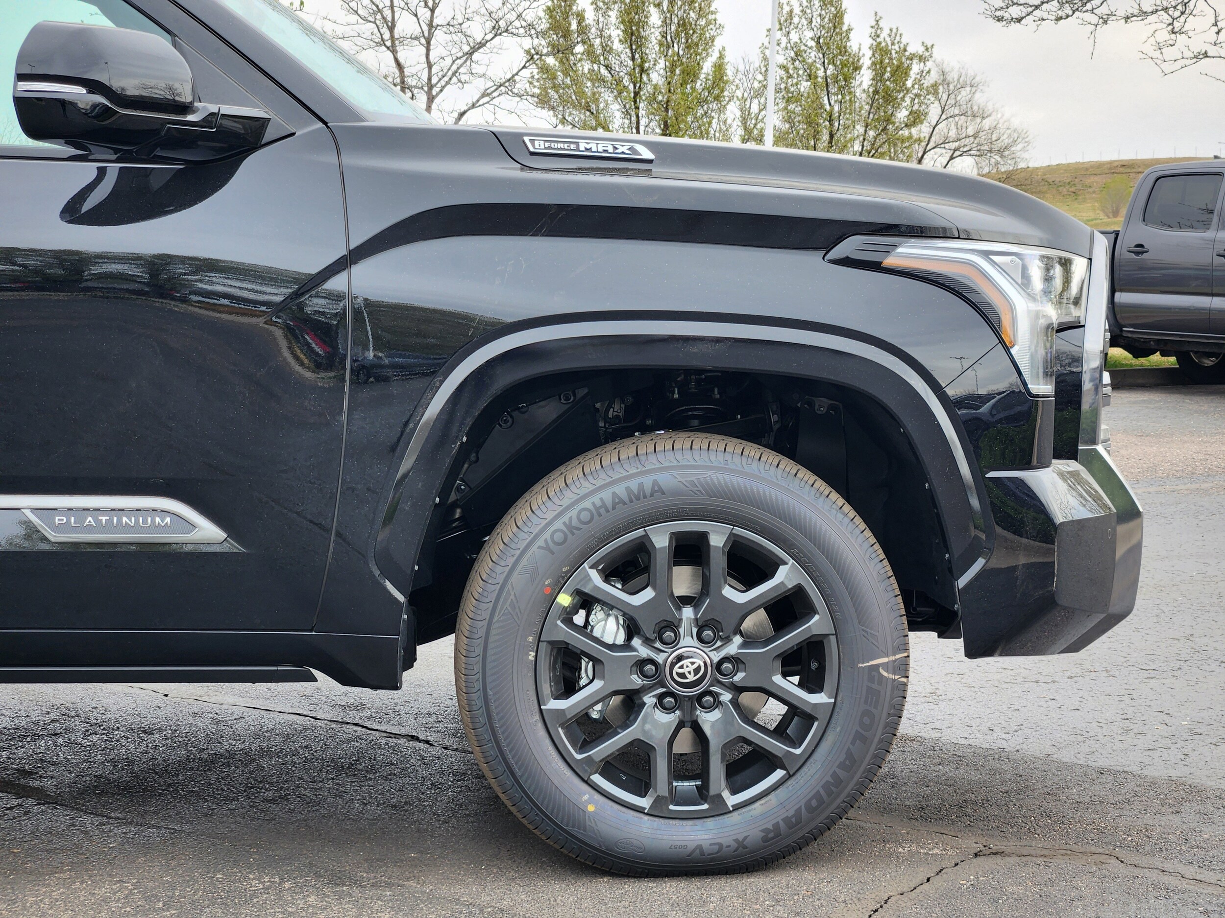 2026 Toyota Tundra Platinum - Photo 8