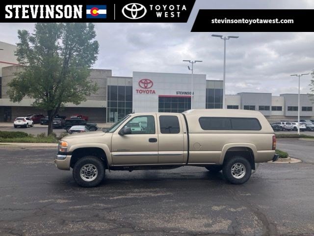 2004 GMC Sierra's photo