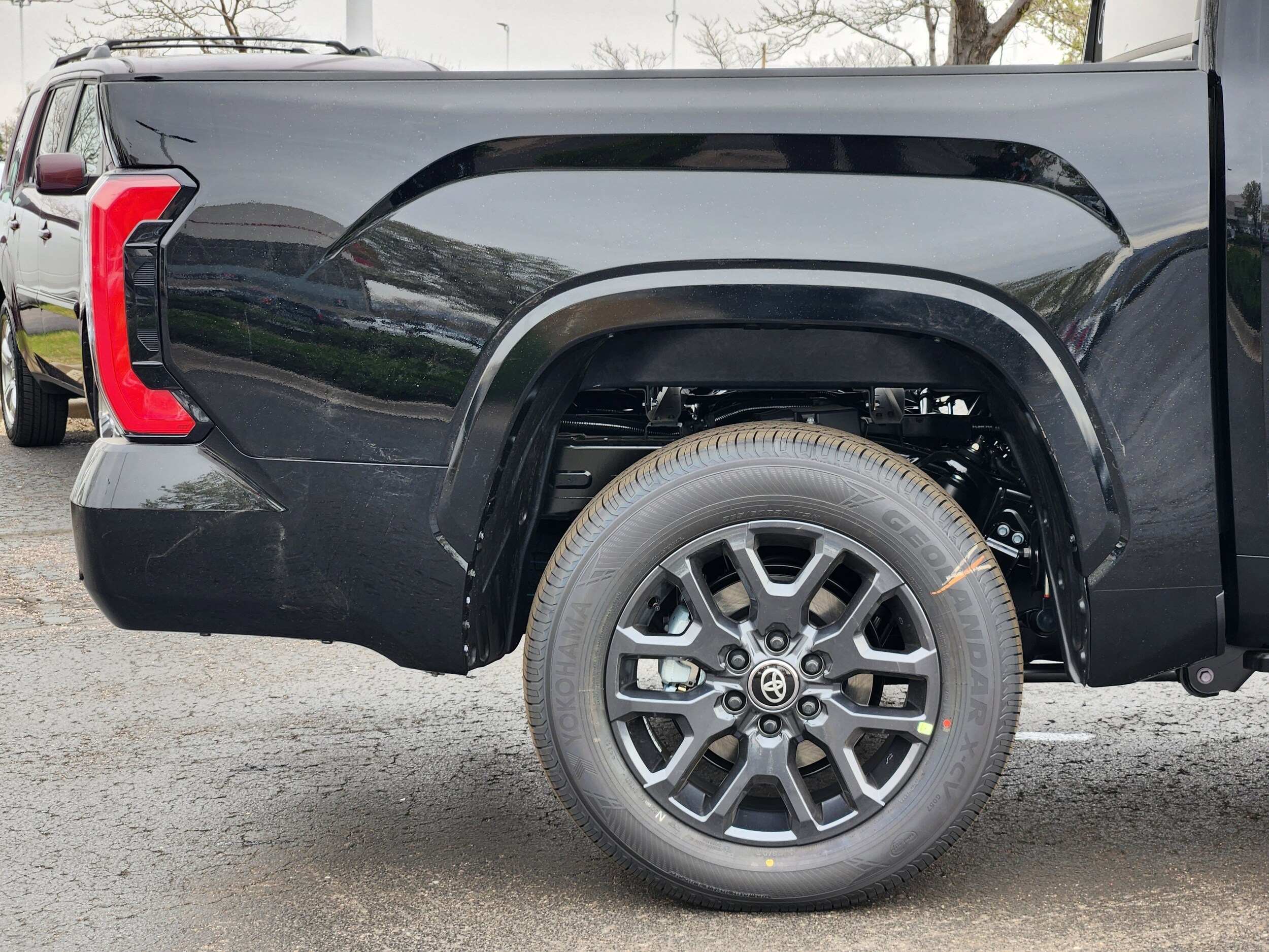 2026 Toyota Tundra Platinum - Photo 6