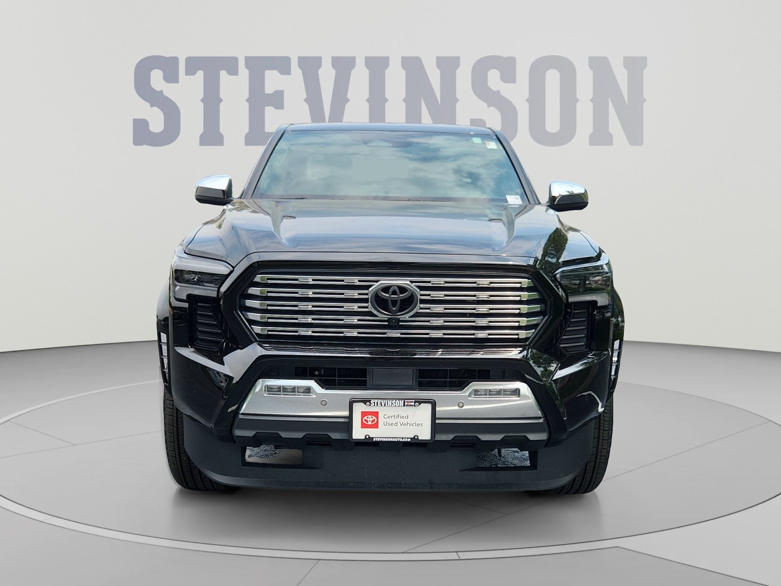 2025 Toyota Tacoma Limited - Photo 8