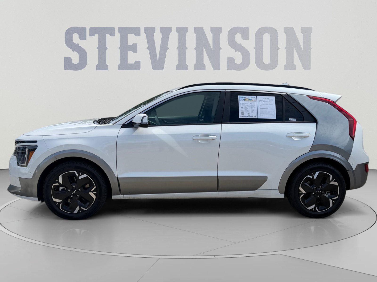 Used 2023 Kia Niro Wave with VIN KNDCT3L17P5013822 for sale in Lakewood, CO