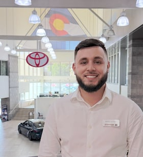 Staff member Rafael Gomez from ID_9cd8539658eb