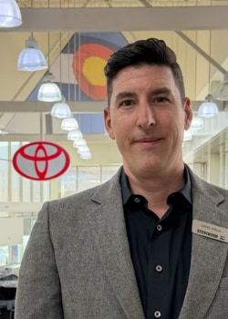 Staff member Steven Stella from ID_375f078d9faa