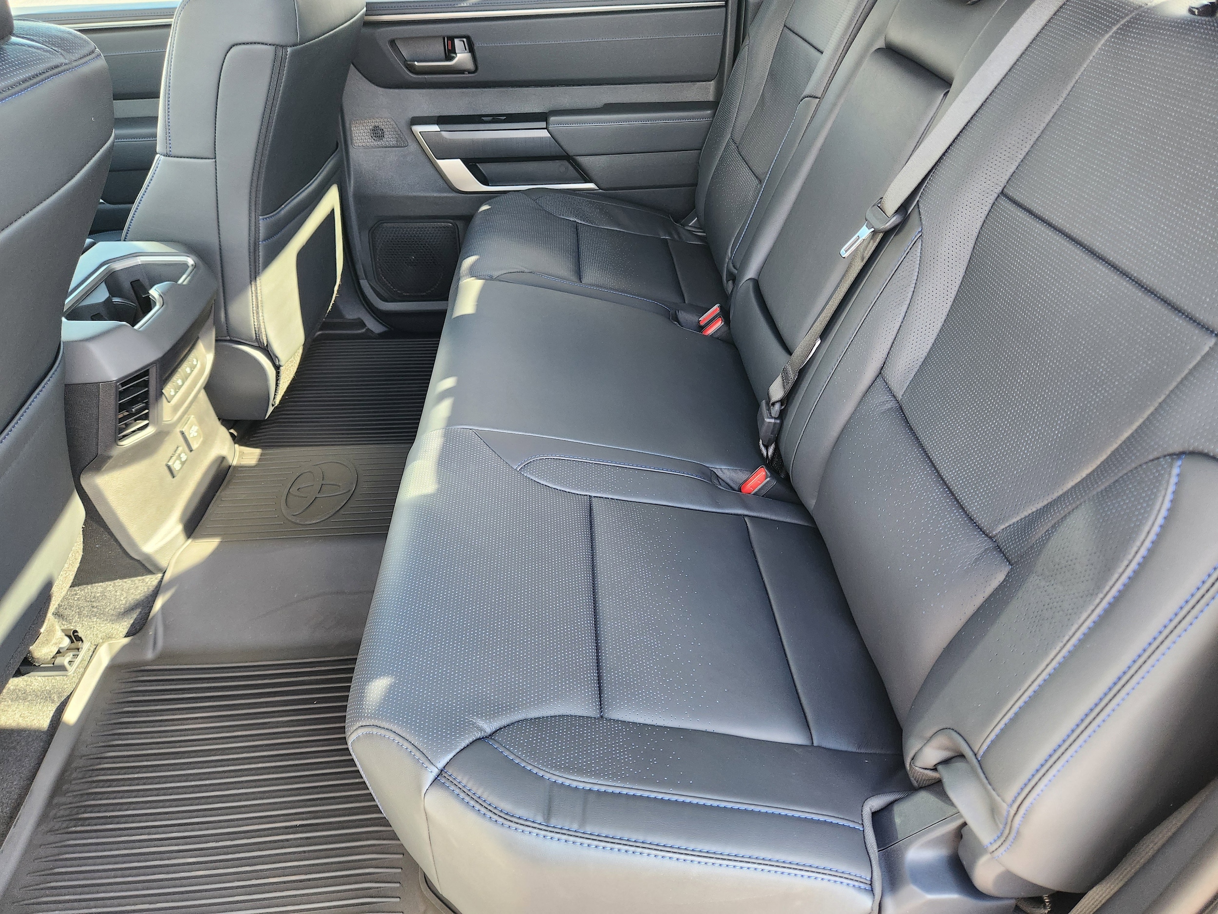 2026 Toyota Tundra Platinum - Photo 26