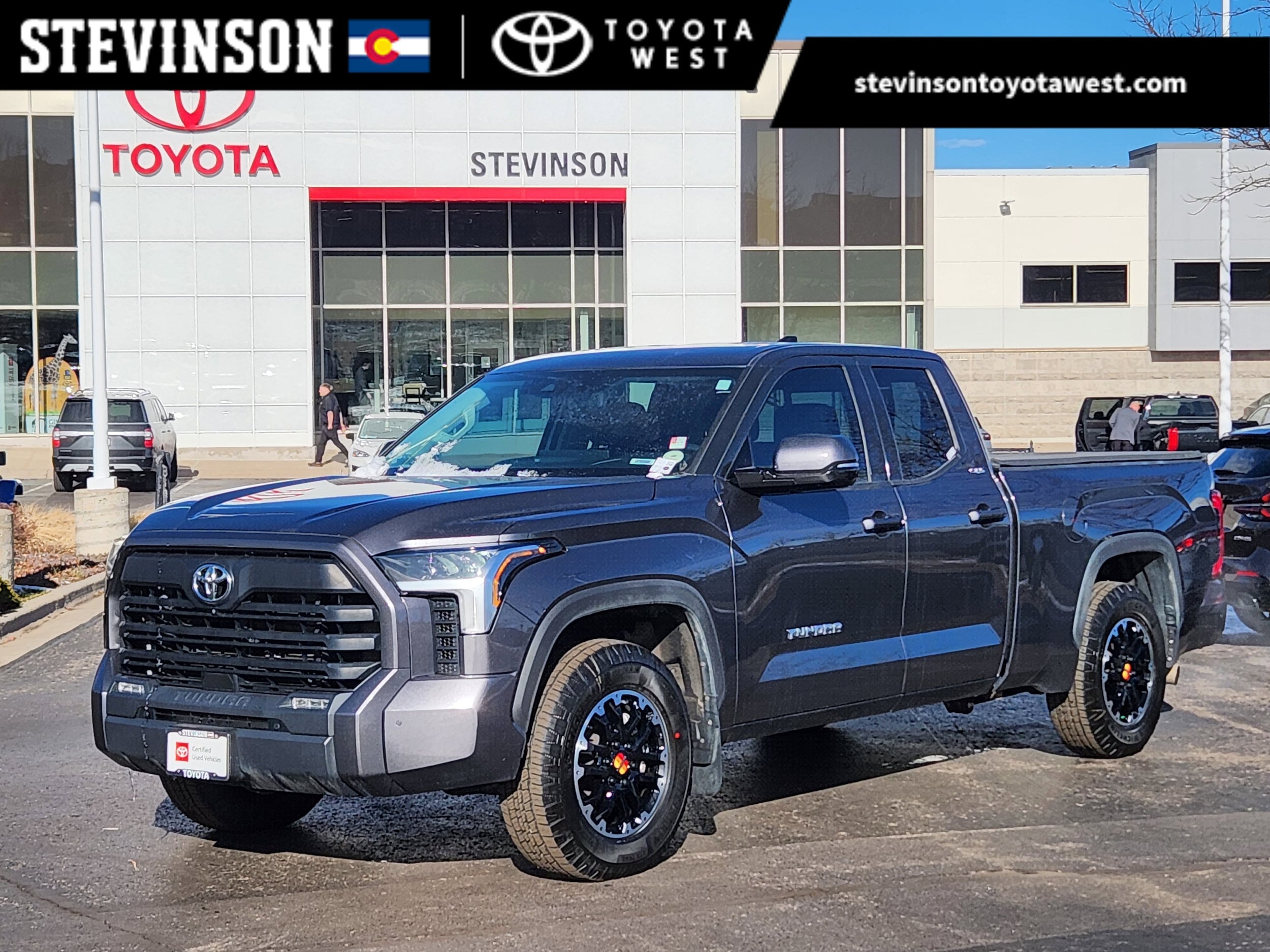 2022 Toyota Tundra SR5's photo