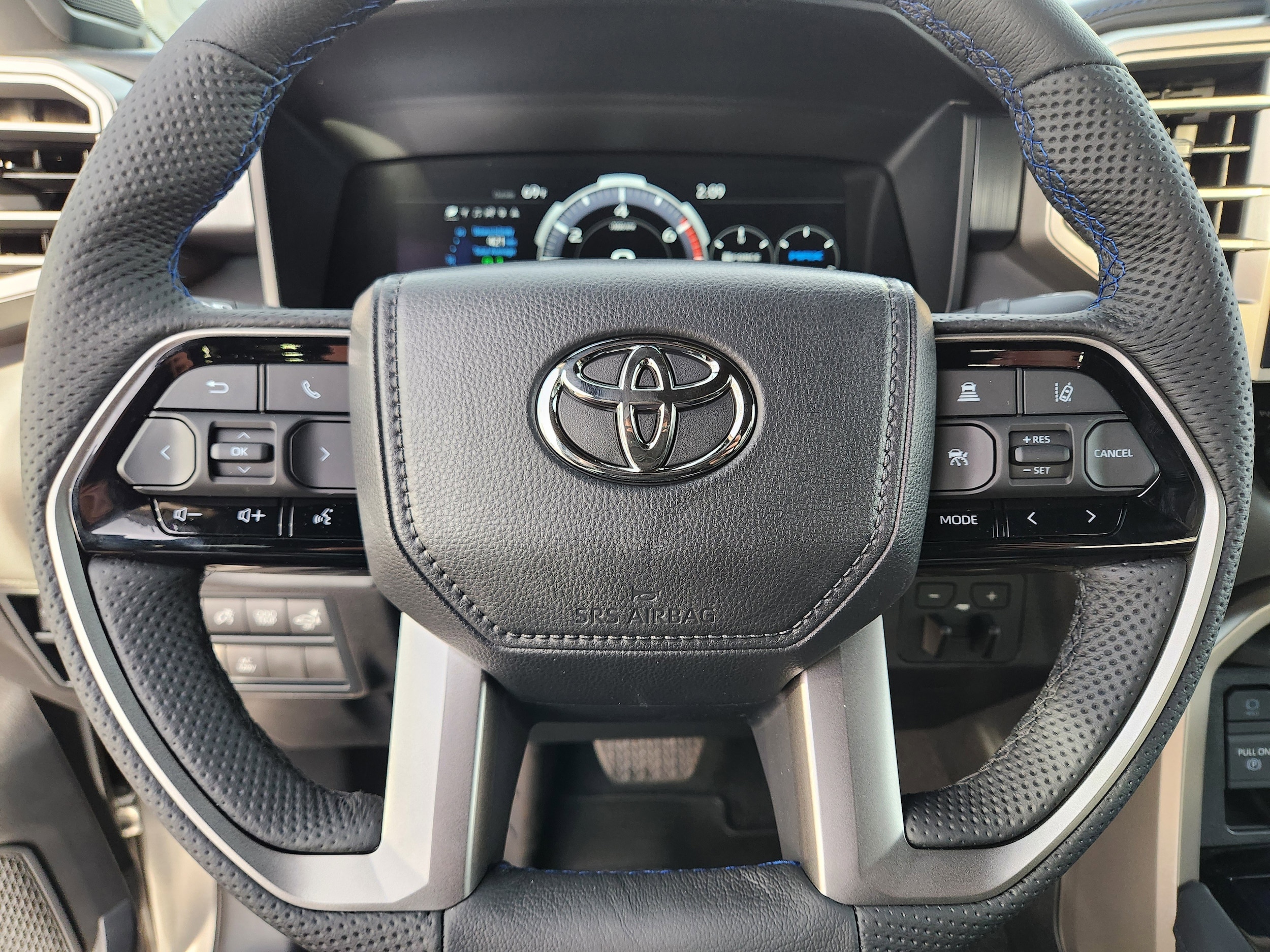 2026 Toyota Tundra Platinum - Photo 15