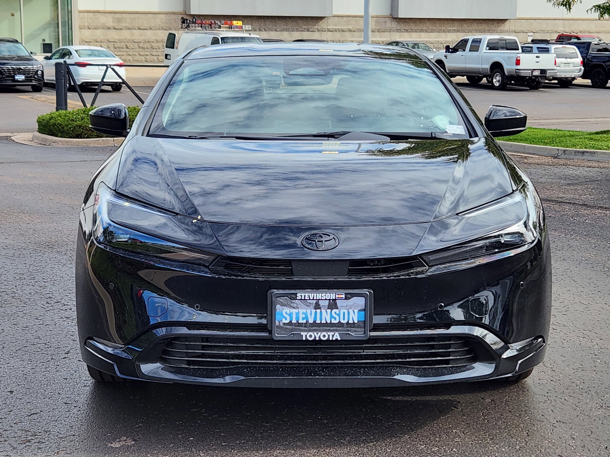 2026 Toyota Prius Plug-in Hybrid Nightshade - Photo 6