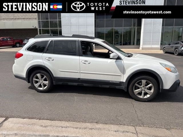 2014 Subaru Outback 2.5i Limited CVT PZEV's photo