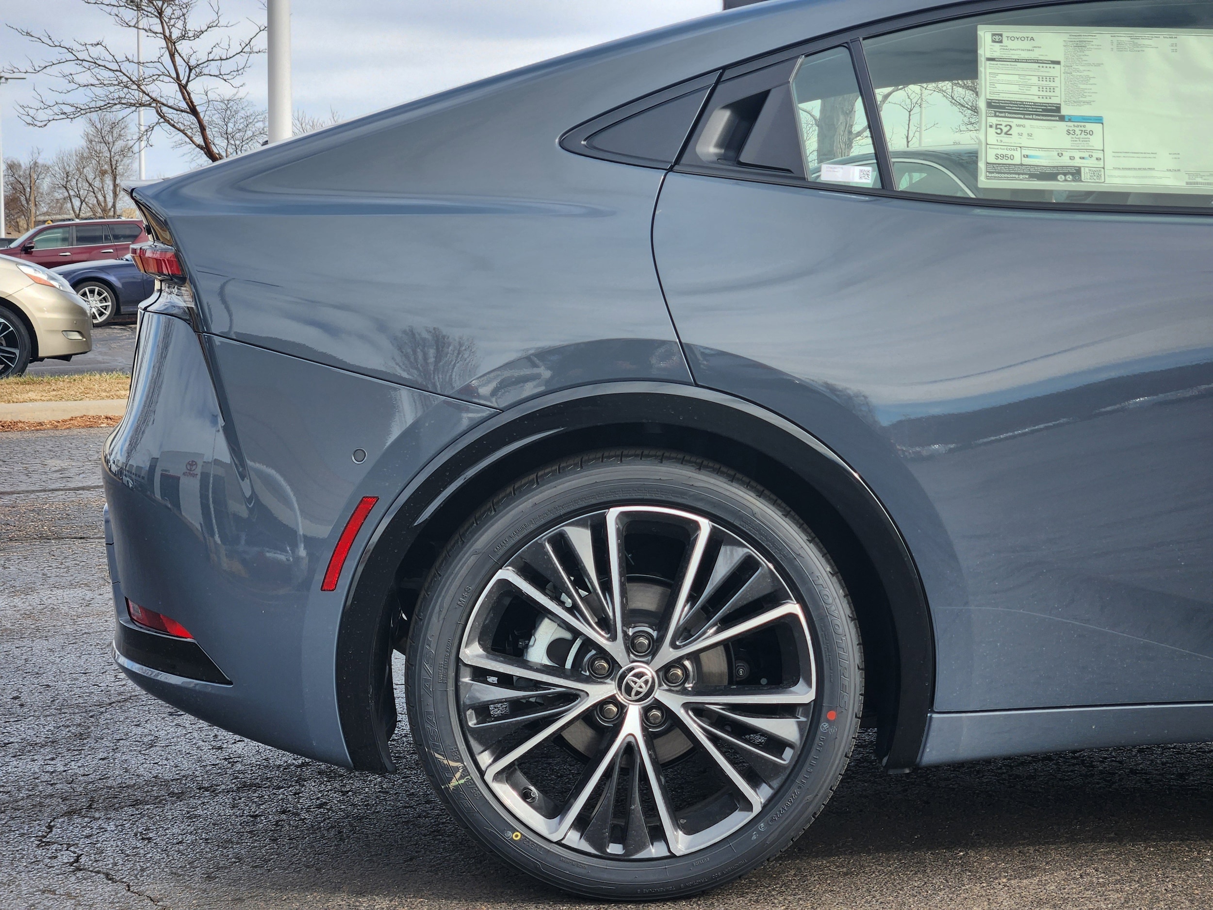 2026 Toyota Prius Limited - Photo 6