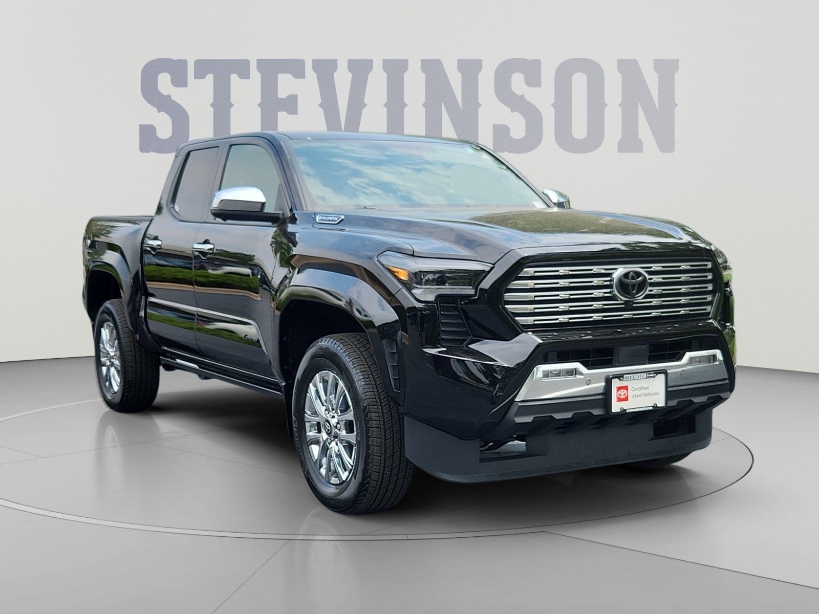2025 Toyota Tacoma Limited - Photo 7