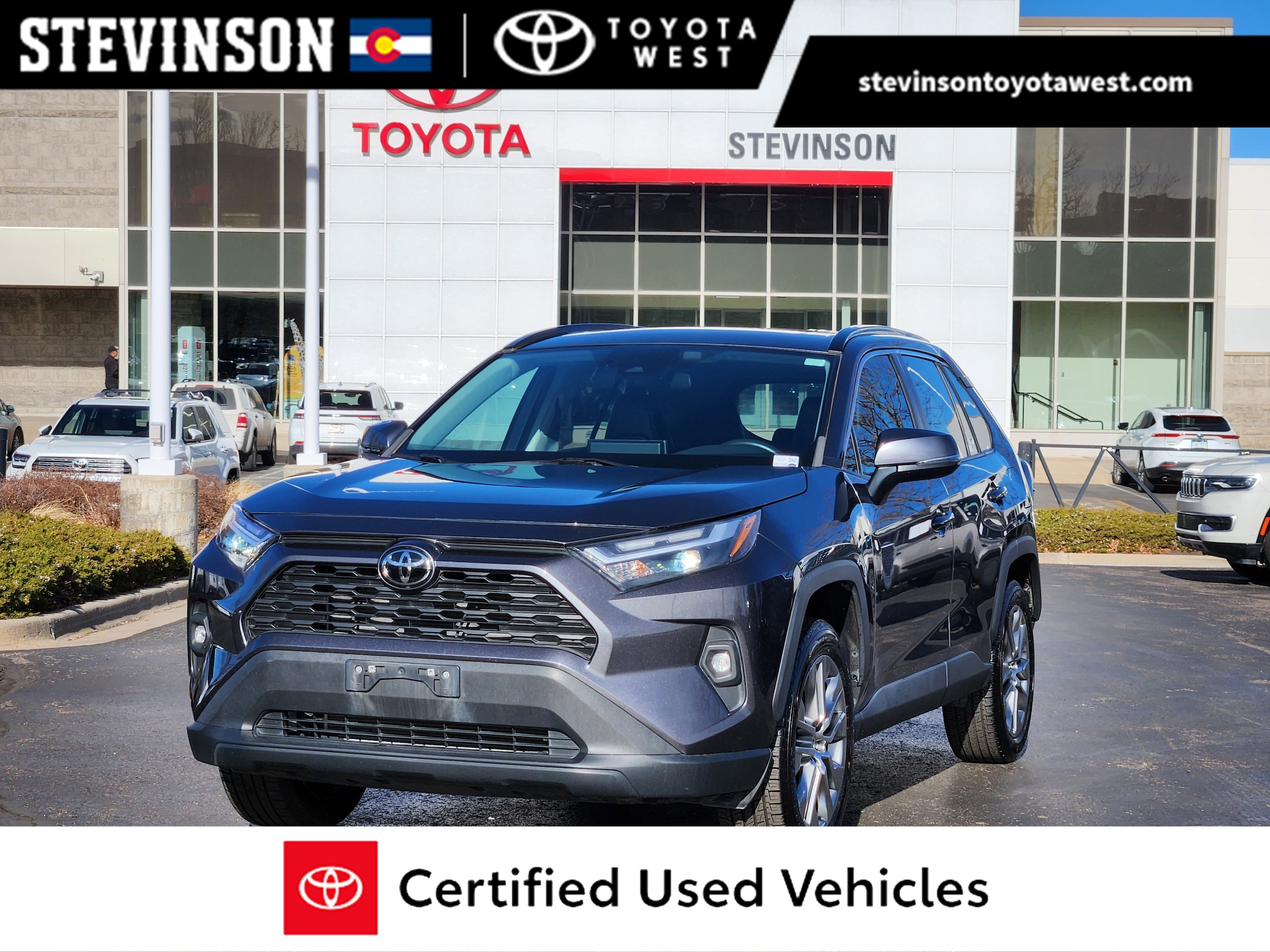 2022 Toyota RAV4 XLE Premium's photo