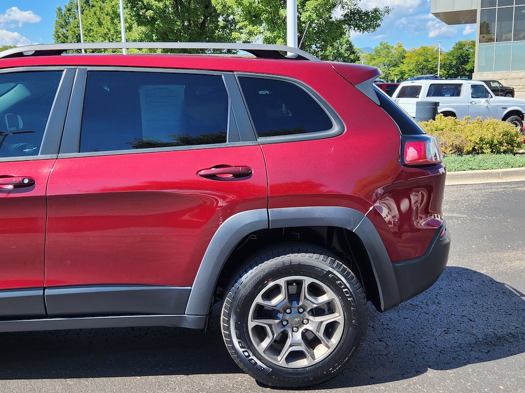 Used 2020 Jeep Cherokee Trailhawk SUV