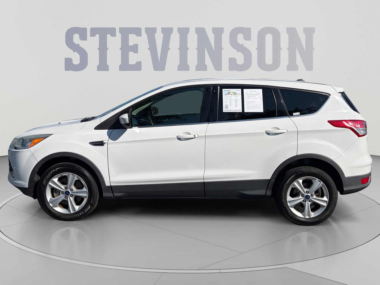 Used 2015 Ford Escape SE with VIN 1FMCU9G92FUB08806 for sale in Lakewood, CO
