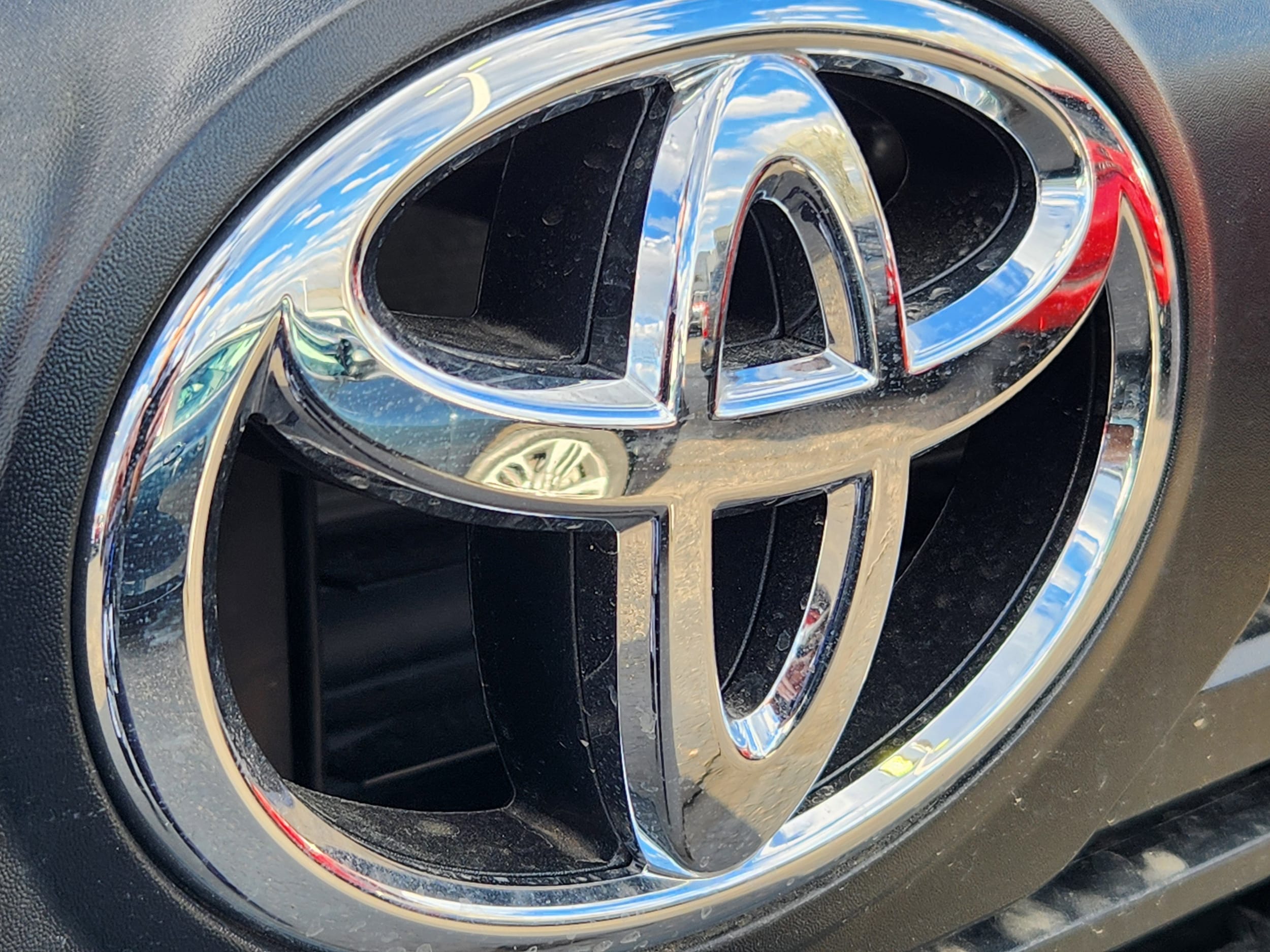 2026 Toyota Tundra SR5 - Photo 10
