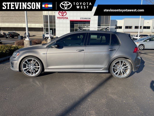 2017 Volkswagen Golf R R's photo