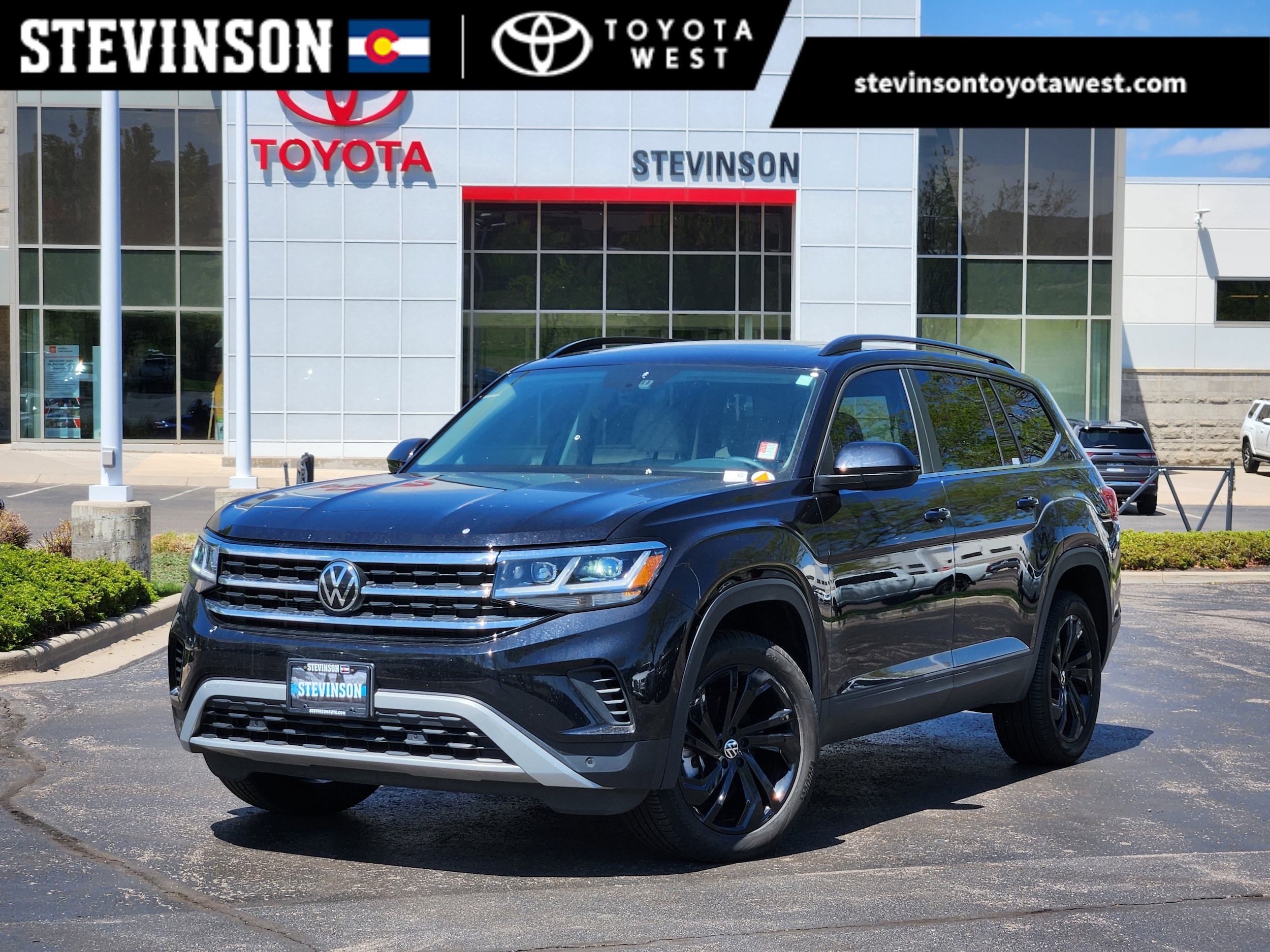 2023 Volkswagen Atlas 3.6L SE w/Tech 4MOTION's photo