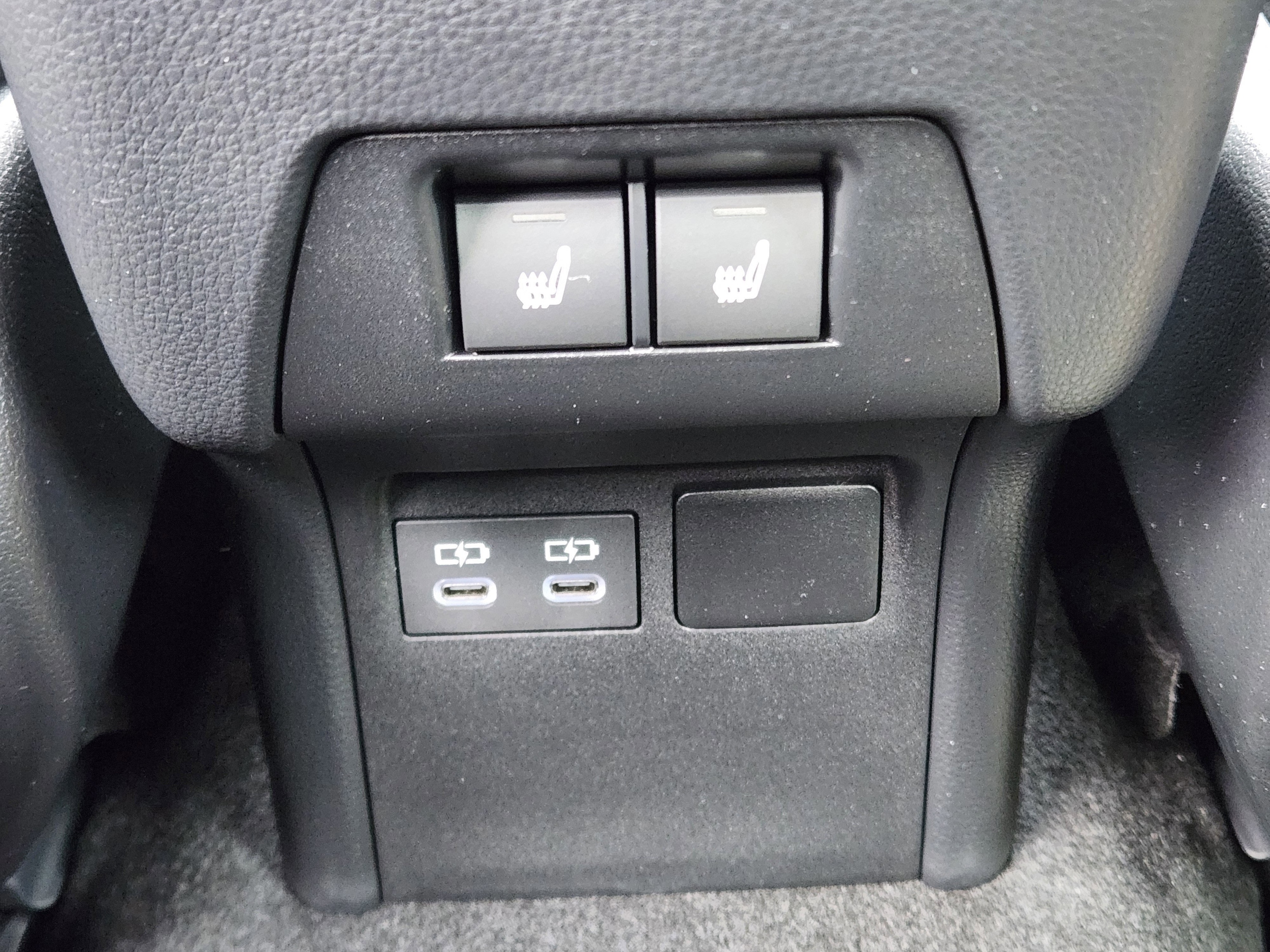 2026 Toyota Prius Limited - Photo 35