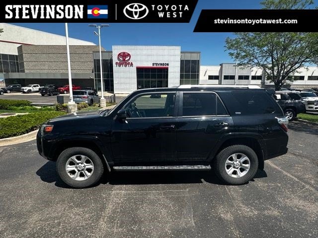 2018 Toyota 4Runner SR5 4x4 V6's photo