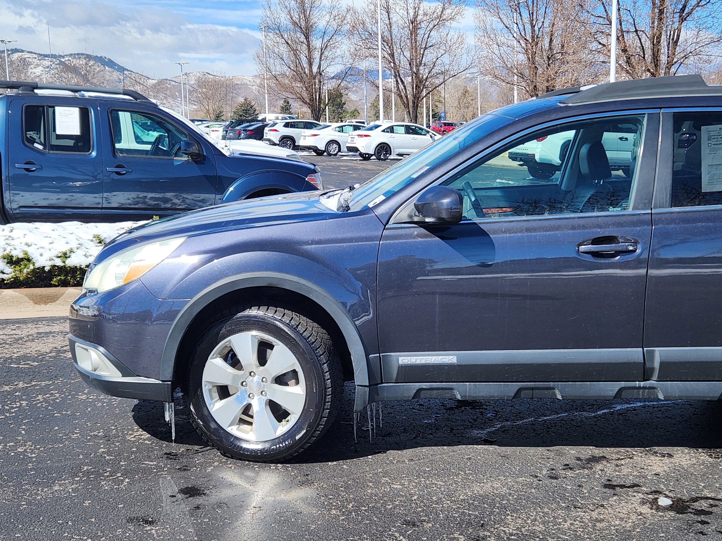 Used 2011 Subaru Outback 3.6R Limited with VIN 4S4BRDLC4B2340119 for sale in Lakewood, CO