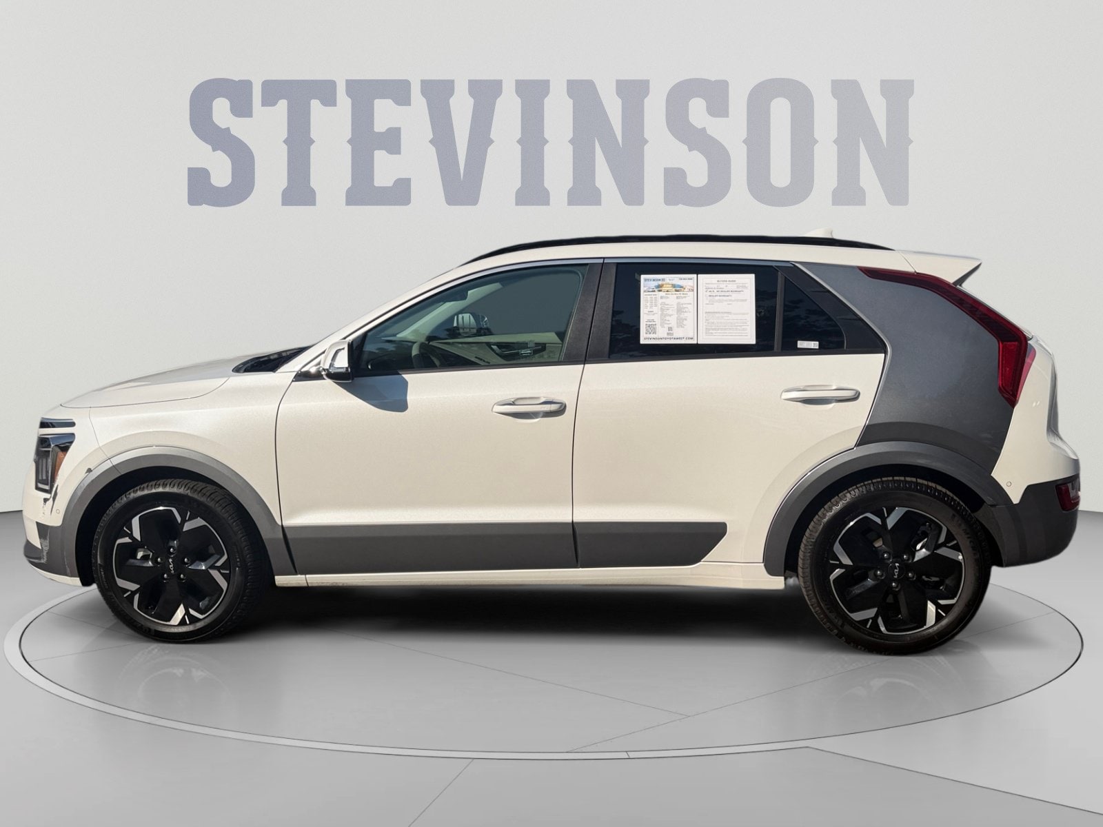 Used 2023 Kia Niro Wave with VIN KNDCT3L17P5013822 for sale in Lakewood, CO