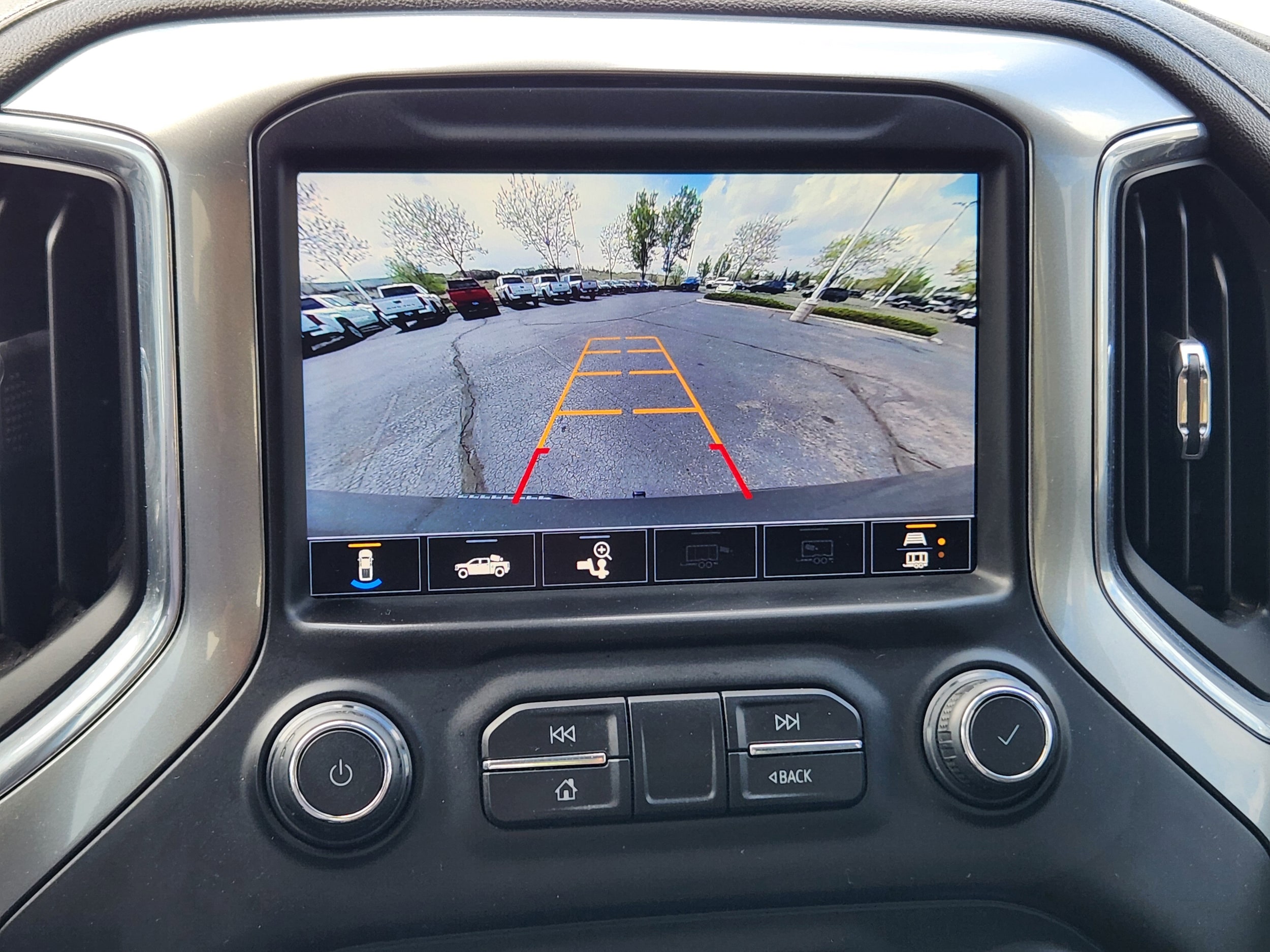 2020 Chevrolet Silverado 1500 LT Trail Boss - Photo 18