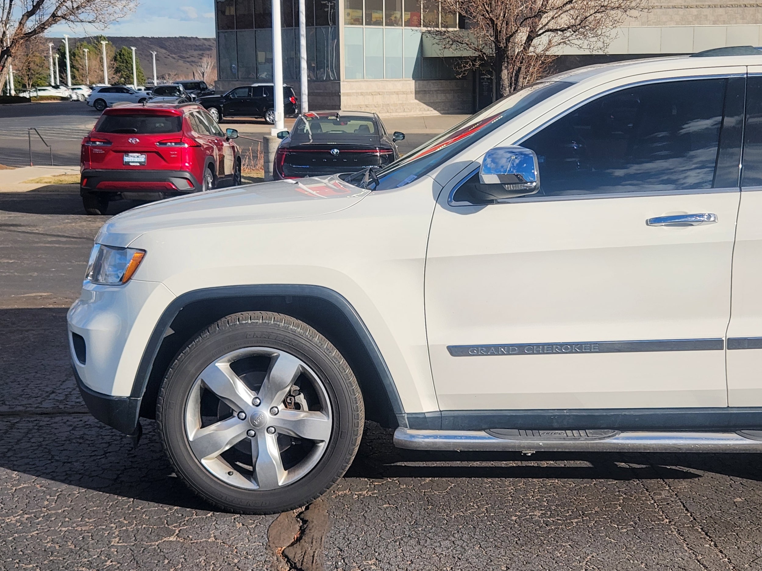 Used 2012 Jeep Grand Cherokee Limited with VIN 1C4RJFBG8CC238988 for sale in Lakewood, CO