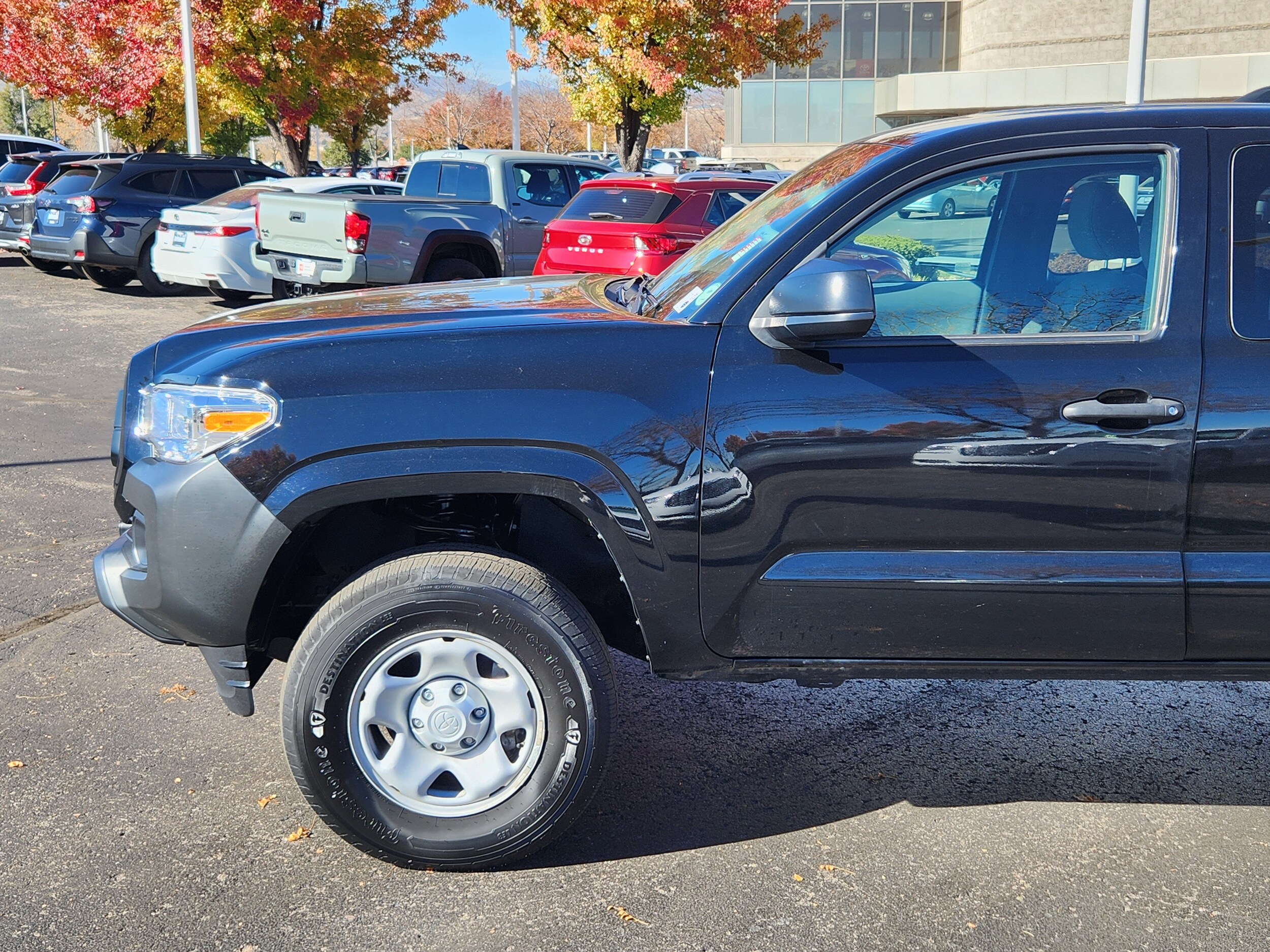 2022 Toyota Tacoma SR photo 2